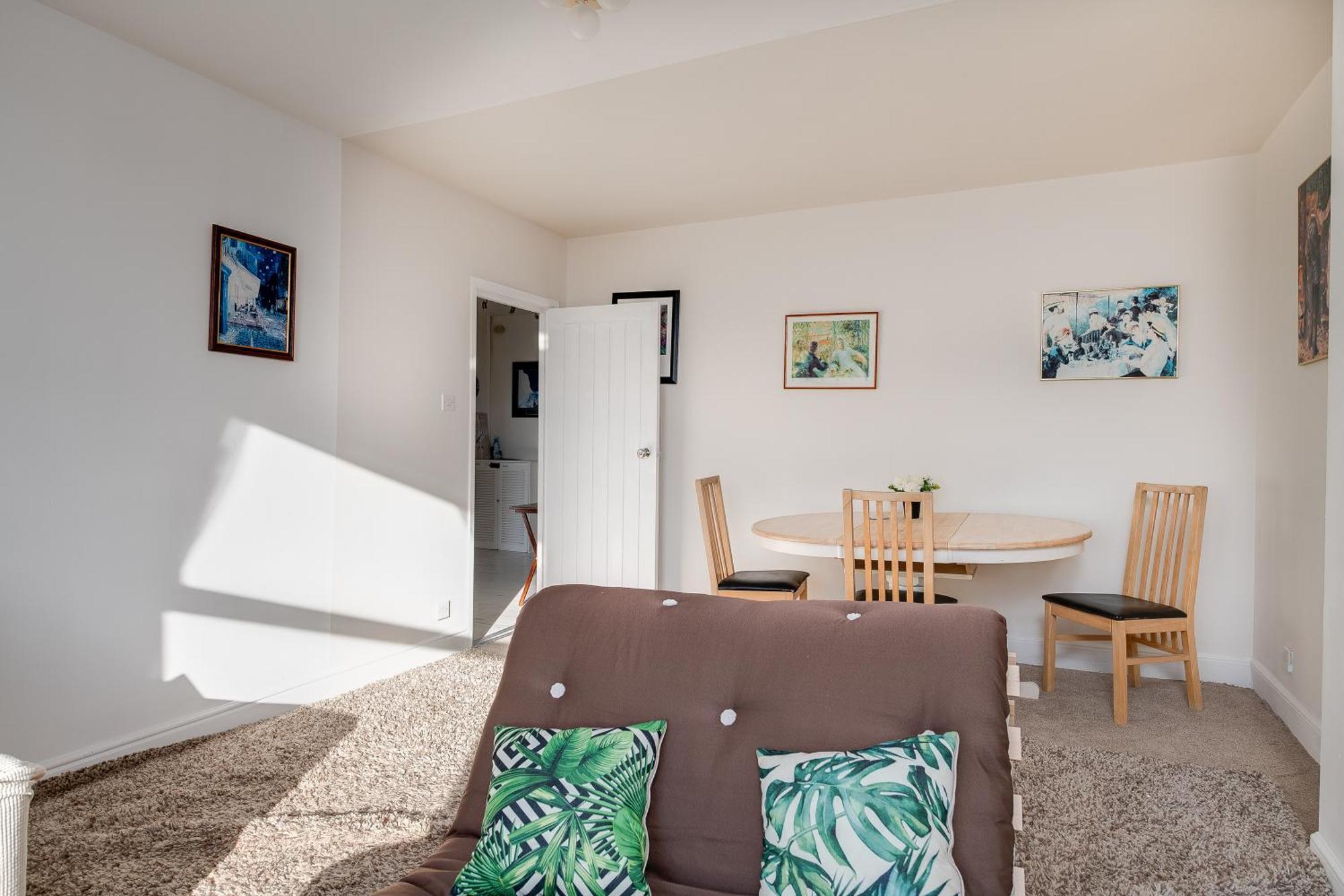 Seaview Central Portsmouth Extérieur photo